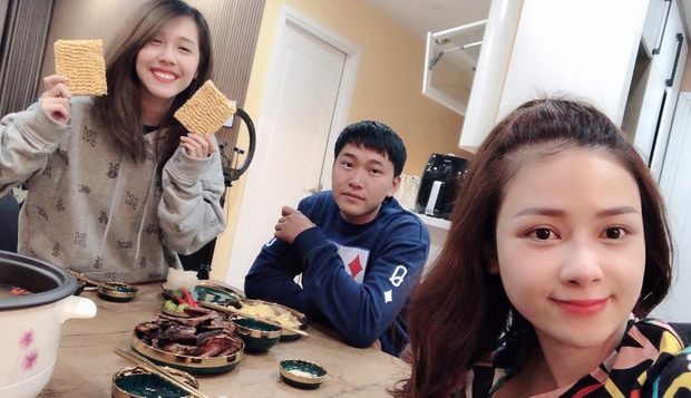 Có 1 kiểu người như Mũi trưởng Long: Sinh 94 nhưng thần thái chuẩn 84, xài app rồi vẫn không quay về tuổi thật được - Ảnh 3. Có 1 kiểu người như Mũi trưởng Long: Sinh 94 nhưng thần thái chuẩn 84, xài app rồi vẫn không quay về tuổi thật được - Ảnh 3.