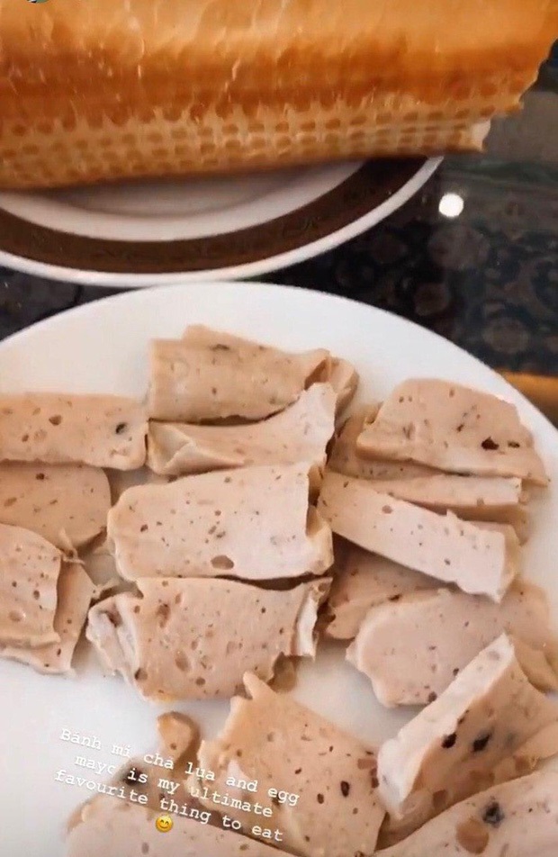 Là tiểu thư từng ăn biết bao sơn hào hải vị nhưng cứ đến Hà Nội là Tiên Nguyễn chỉ dành hết tâm tư cho món bình dân này - Ảnh 2. Là tiểu thư từng ăn biết bao sơn hào hải vị nhưng cứ đến Hà Nội là Tiên Nguyễn chỉ dành hết tâm tư cho món bình dân này - Ảnh 2.