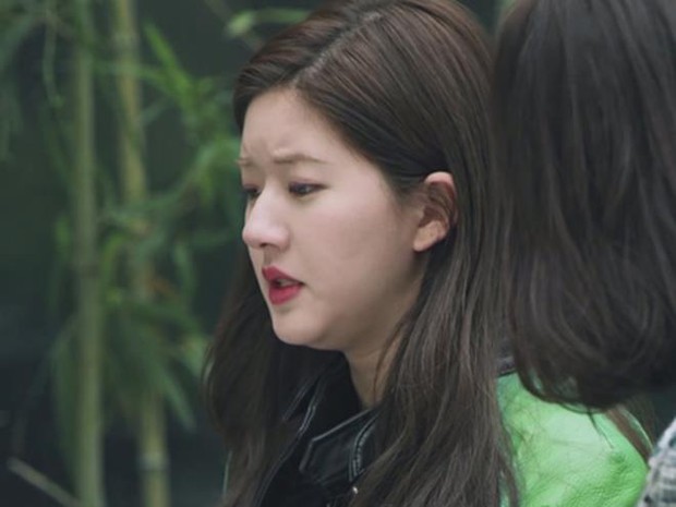 Nhan sắc thật của Mỹ nhân trà xanh Triệu Lộ Tư qua ảnh bạn chụp: Giảm cân rồi liệu visual có lên hương? - Ảnh 5.