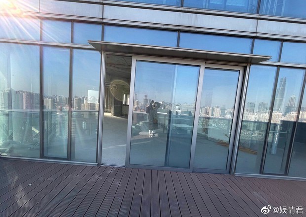 Top 1 Weibo sáng nay: Trịnh Sảng đăng ảnh nhà, Cnet ngã ngửa khi phát hiện đây là penthouse siêu đắt đỏ trị giá 535 tỷ đồng - Ảnh 3.