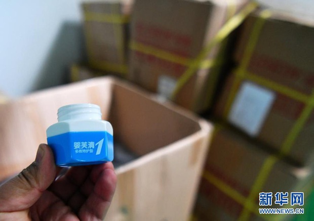 Sự cố “em bé đầu to” chấn động Trung Quốc, hàng loạt kem dưỡng da em bé bị thu hồi khiến phụ huynh hoang mang - Ảnh 3. Sự cố “em bé đầu to” chấn động Trung Quốc, hàng loạt kem dưỡng da em bé bị thu hồi khiến phụ huynh hoang mang - Ảnh 3.