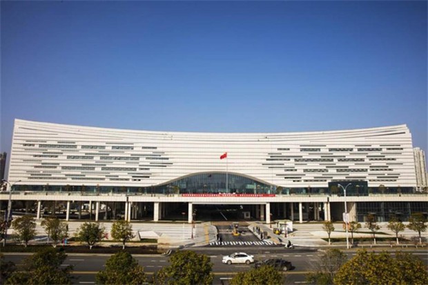 10 công trình kiến trúc xấu nhất Trung Quốc năm 2020: Được đầu tư nghìn tỷ vẫn lọt top thảm họa vì khiến người dân phát hờn - Ảnh 11.