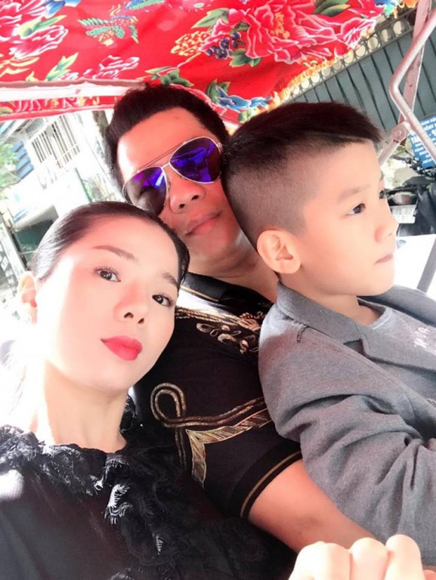 Thiếu gia sinh năm 2011: Chơi gofl đến check-in khoang thương gia đều đủ, profile bố mẹ thuộc hàng khủng - Ảnh 1. Thiếu gia sinh năm 2011: Chơi gofl đến check-in khoang thương gia đều đủ, profile bố mẹ thuộc hàng khủng - Ảnh 1.