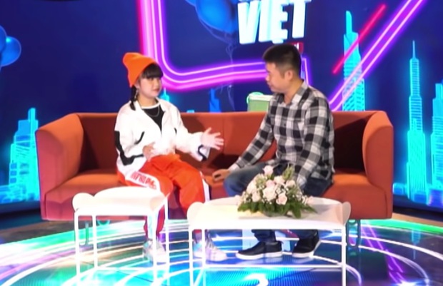 Giọng Hát Việt Nhí 2021 đáng trông đợi nhưng mất điểm vì những đoạn giao lưu giả trân, lạm dụng công nghệ thực tế ảo - Ảnh 12. Giọng Hát Việt Nhí 2021 đáng trông đợi nhưng mất điểm vì những đoạn giao lưu giả trân, lạm dụng công nghệ thực tế ảo - Ảnh 12.