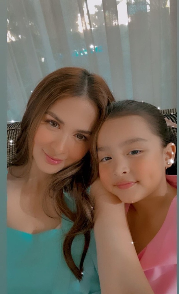 What is so special about the photo of the most beautiful beauty in the Philippines with her daughter that it attracts 1.5 million likes?  - Photo 4.