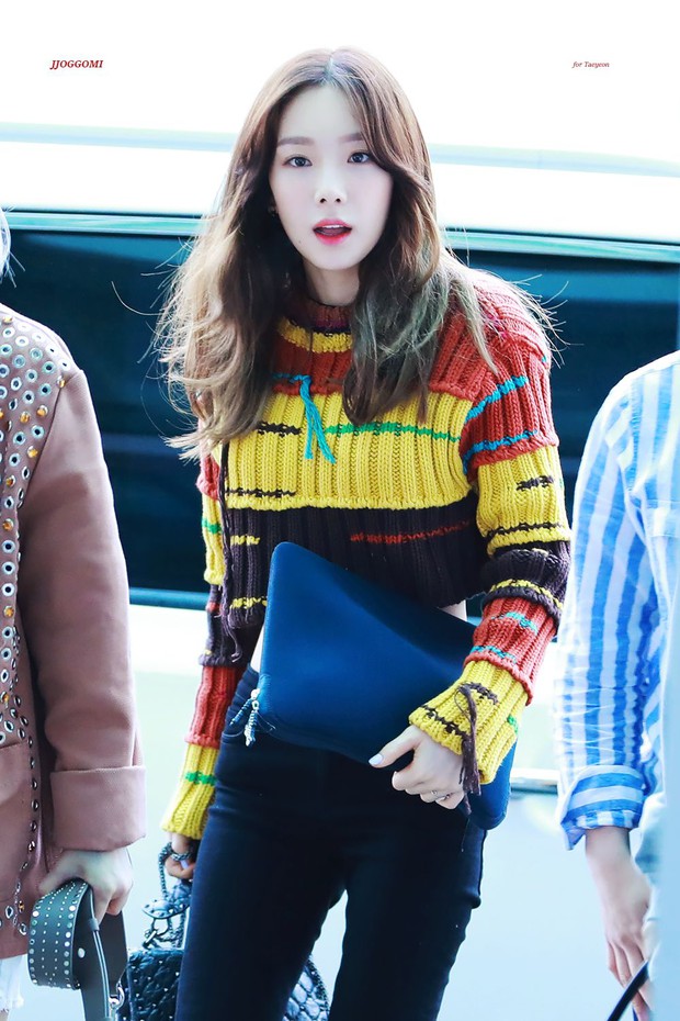 Knet nhận xét visual các idol khi gặp ngoài đời: Lisa như búp bê sống, Suzy toả sáng cả góc trời, Yoona thành nữ thần là có lý do - Ảnh 24. Knet nhận xét visual các idol khi gặp ngoài đời: Lisa như búp bê sống, Suzy toả sáng cả góc trời, Yoona thành nữ thần là có lý do - Ảnh 24.