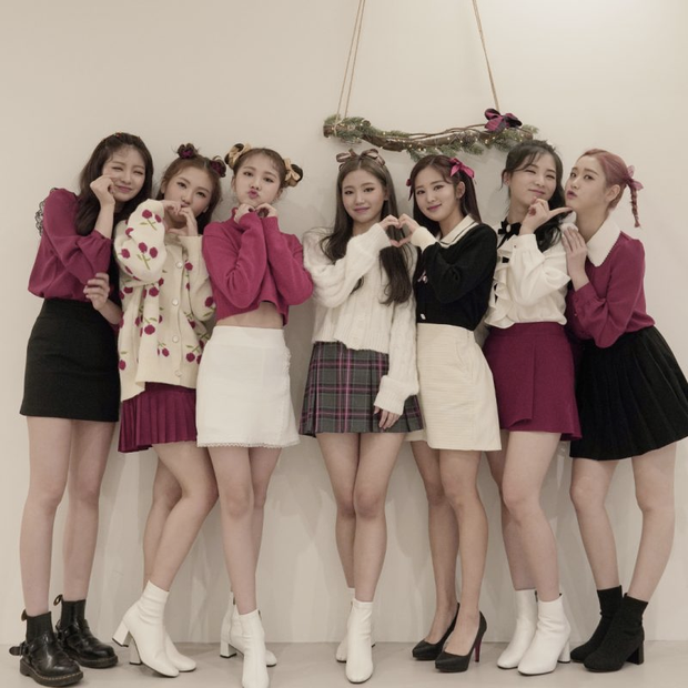 Yuri (SNSD) từng phản đối em họ debut làm idol nhưng phải đổi luôn thái độ khi nhìn thấy nhan sắc và khả năng của cô nàng này - Ảnh 4. Yuri (SNSD) từng phản đối em họ debut làm idol nhưng phải đổi luôn thái độ khi nhìn thấy nhan sắc và khả năng của cô nàng này - Ảnh 4.