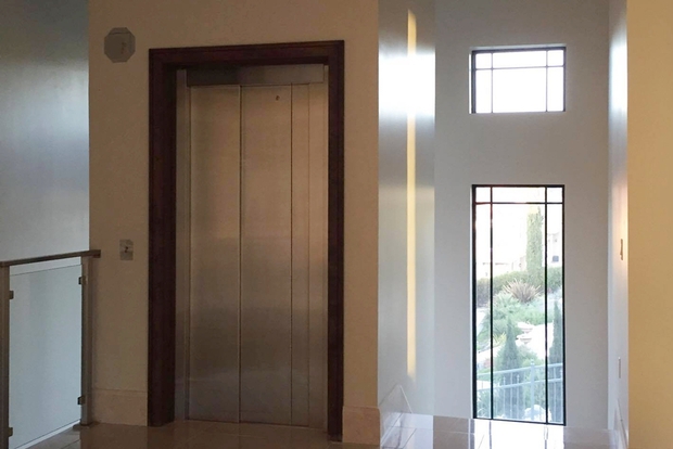 Cận cảnh biệt thự ở Mỹ của Đan Trường: Sang chảnh như khách sạn 5 sao, diện tích 4000m2 đi mỏi chân không hết - Ảnh 12. Cận cảnh biệt thự ở Mỹ của Đan Trường: Sang chảnh như khách sạn 5 sao, diện tích 4000m2 đi mỏi chân không hết - Ảnh 12.