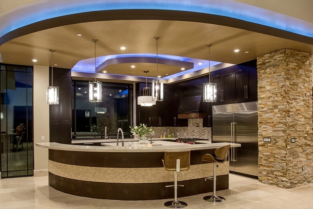 Cận cảnh biệt thự ở Mỹ của Đan Trường: Sang chảnh như khách sạn 5 sao, diện tích 4000m2 đi mỏi chân không hết - Ảnh 7. Cận cảnh biệt thự ở Mỹ của Đan Trường: Sang chảnh như khách sạn 5 sao, diện tích 4000m2 đi mỏi chân không hết - Ảnh 7.