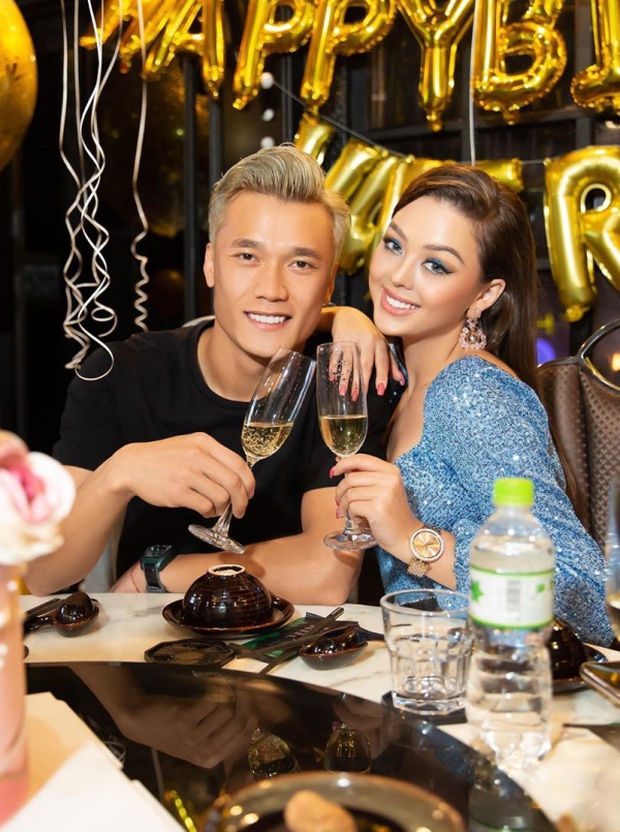 Bùi Tiến Dũng nhận nguồn động viên lớn từ bạn gái mẫu Tây trước mùa giải 2021 - Ảnh 2. Bùi Tiến Dũng nhận nguồn động viên lớn từ bạn gái mẫu Tây trước mùa giải 2021 - Ảnh 2.