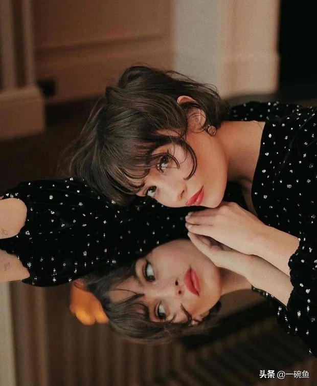 Lười như gái Pháp: Kiểu tóc rối kinh điển nhưng sang ngút ngàn, ai ngắm cũng mê - Ảnh 4. Lười như gái Pháp: Kiểu tóc rối kinh điển nhưng sang ngút ngàn, ai ngắm cũng mê - Ảnh 4.