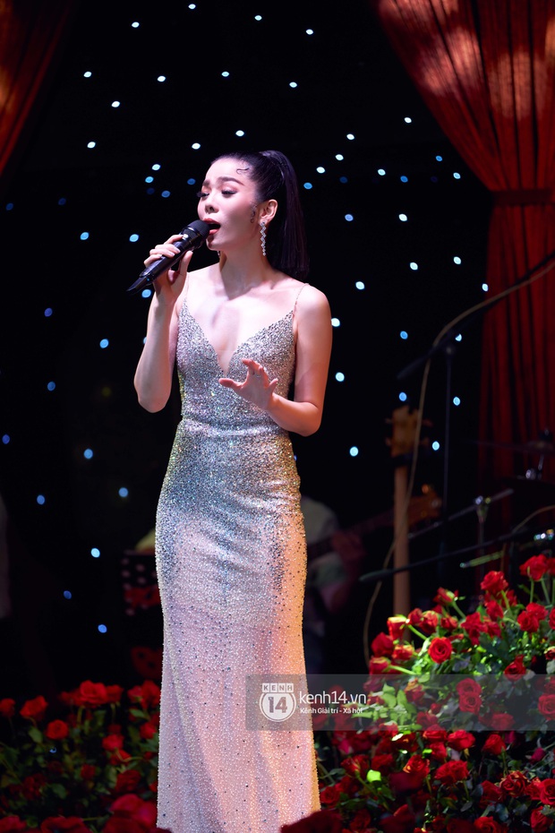 Lệ Quyên kể xấu Đạo diễn Việt Tú, bảo nữ ca sĩ cất vương miện Hoa hậu thân thiện để Q Show 2 đạt đẳng cấp Celine Dion hay Mariah Carey - Ảnh 7. Lệ Quyên kể xấu Đạo diễn Việt Tú, bảo nữ ca sĩ cất vương miện Hoa hậu thân thiện để Q Show 2 đạt đẳng cấp Celine Dion hay Mariah Carey - Ảnh 7.
