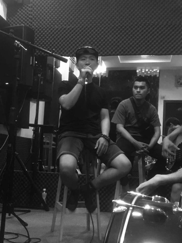 Sau track diss bảo thủ của rapper có tiếng Underground, Karik lên tiếng: Đừng khịa anh em Rap Việt và King Of Rap nữa - Ảnh 6. Sau track diss bảo thủ của rapper có tiếng Underground, Karik lên tiếng: Đừng khịa anh em Rap Việt và King Of Rap nữa - Ảnh 6.