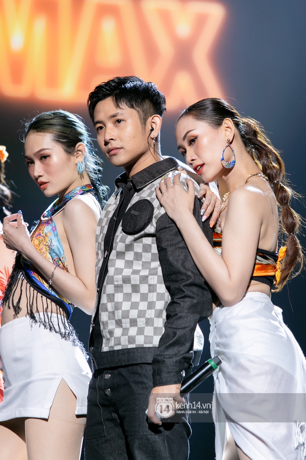 Noo Phước Thịnh cover loạt hit 2020, Nguyễn Trần Trung Quân đánh úp bài mới, cặp đôi đam mĩ CoDu phát cẩu lương siêu ngọt - Ảnh 11. Noo Phước Thịnh cover loạt hit 2020, Nguyễn Trần Trung Quân đánh úp bài mới, cặp đôi đam mĩ CoDu phát cẩu lương siêu ngọt - Ảnh 11.