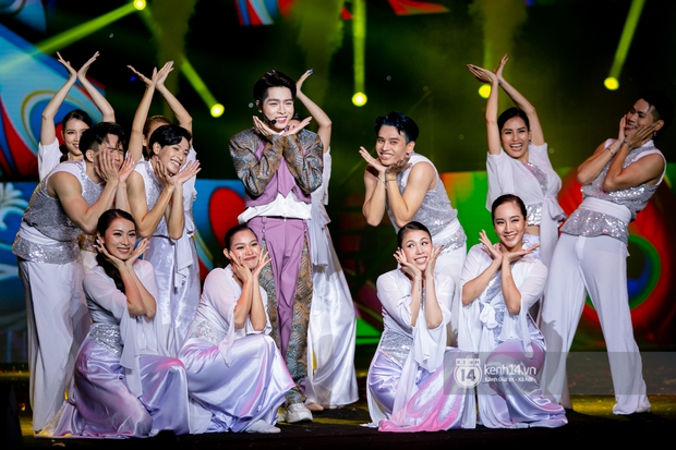 Noo Phước Thịnh cover loạt hit 2020, Nguyễn Trần Trung Quân đánh úp bài mới, cặp đôi đam mĩ CoDu phát cẩu lương siêu ngọt - Ảnh 17. Noo Phước Thịnh cover loạt hit 2020, Nguyễn Trần Trung Quân đánh úp bài mới, cặp đôi đam mĩ CoDu phát cẩu lương siêu ngọt - Ảnh 17.
