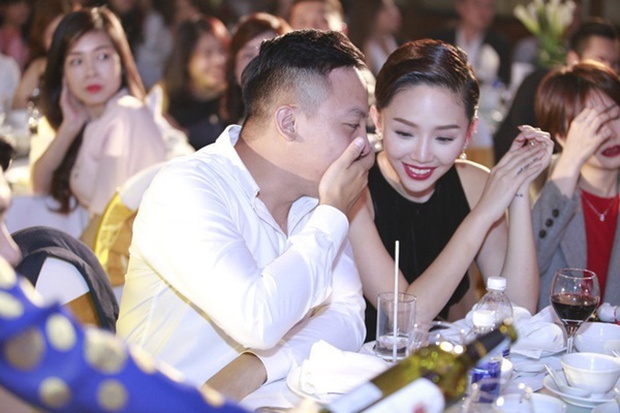 Tóc Tiên hé lộ hình ảnh lần đầu gặp ông xã Hoàng Touliver, bạn thân tung bằng chứng tiên tri trước mối quan hệ bất thường - Ảnh 7. Tóc Tiên hé lộ hình ảnh lần đầu gặp ông xã Hoàng Touliver, bạn thân tung bằng chứng tiên tri trước mối quan hệ bất thường - Ảnh 7.