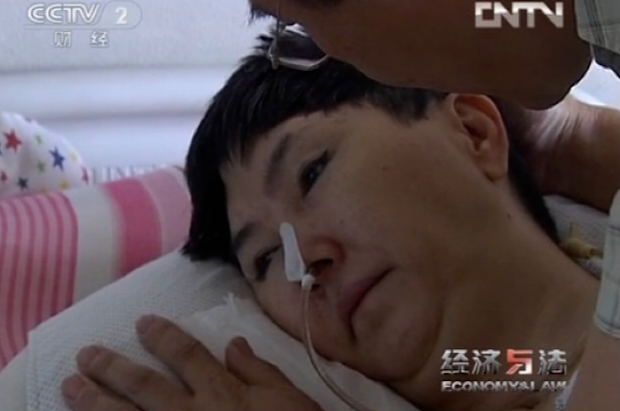 Đi hút mỡ thừa, nữ doanh nhân thành người thực vật rồi qua đời sau 1 thập kỷ hôn mê, chồng kiên trì đòi công lý suốt 12 năm - Ảnh 3. Đi hút mỡ thừa, nữ doanh nhân thành người thực vật rồi qua đời sau 1 thập kỷ hôn mê, chồng kiên trì đòi công lý suốt 12 năm - Ảnh 3.
