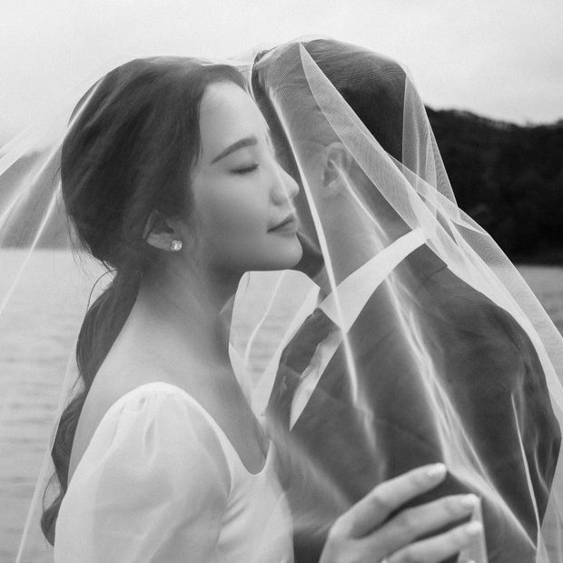 Con trai út ông trùm bất động sản Sài Gòn tậu siêu xe 11 tỷ, tính rước dâu trong đám cưới Phan Thành sắp tới hay gì? - Ảnh 4. Con trai út ông trùm bất động sản Sài Gòn tậu siêu xe 11 tỷ, tính rước dâu trong đám cưới Phan Thành sắp tới hay gì? - Ảnh 4.