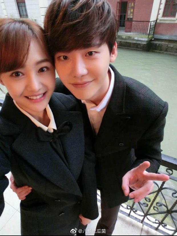 Sốc: Lee Jong Suk bất ngờ bị réo tên giữa bê bối của Trịnh Sảng, nghi vấn là bạn sex, lộ dấu vết ở cổ lúc ngoại tình - Ảnh 4.