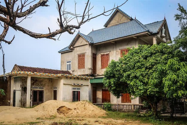 Xót xa với cảnh hoang tàn, ảm đạm của những làng, xã từng giàu nhất Việt Nam - Ảnh 2.