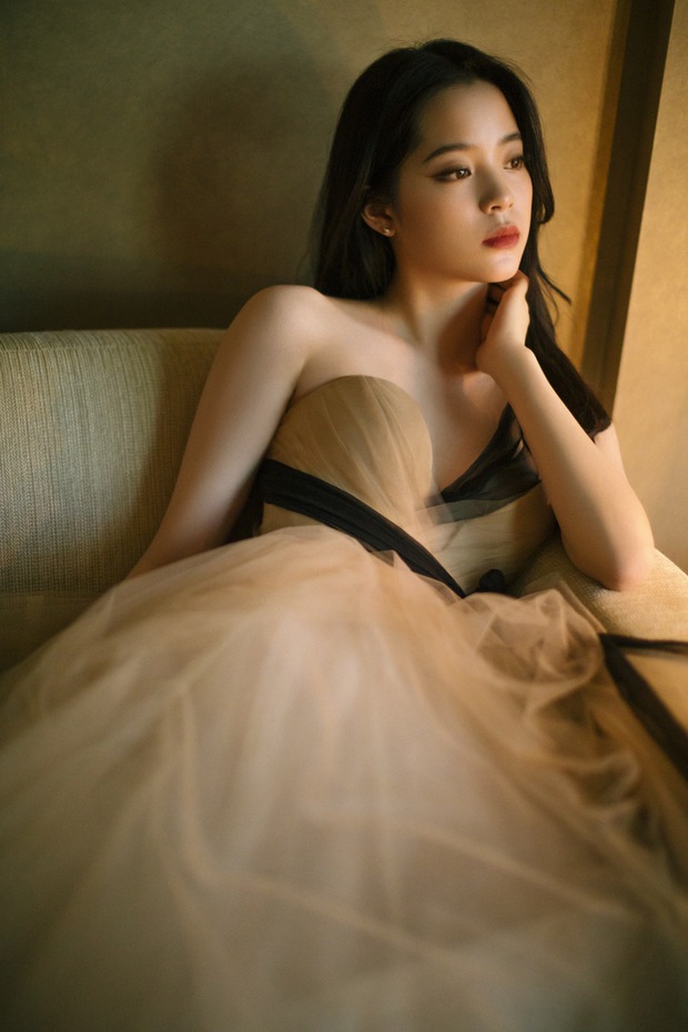 Sự kiện Cbiz hot nhất hôm nay: Triệu Lệ Dĩnh hoá tiên tử, Đàm Tùng Vận chặt chém mặc kệ Viên Băng Nghiên khoe vòng 1 - Ảnh 15.