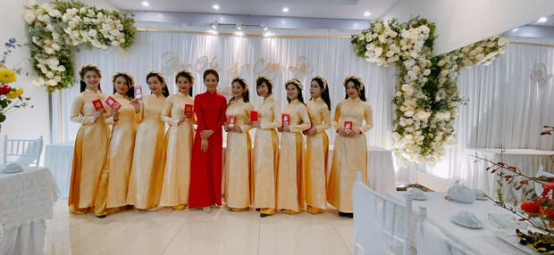 NS Cong Ly Interrogation Ceremony Update: The groom of the groom is as fresh as a flower, touched by the exchange of two stepchildren on his happy father's day - Photo 10.