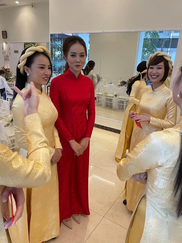 NS Cong Ly Interrogation Ceremony Update: The groom of the groom is fresh as a flower, touched by the exchange of two stepsons on his happy father's day - Photo 9.