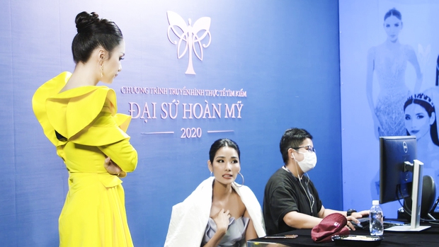 Hoàng Thùy - Minh Tú nổ tranh cãi, Hương Giang phải đứng ra giải quyết - Ảnh 3.