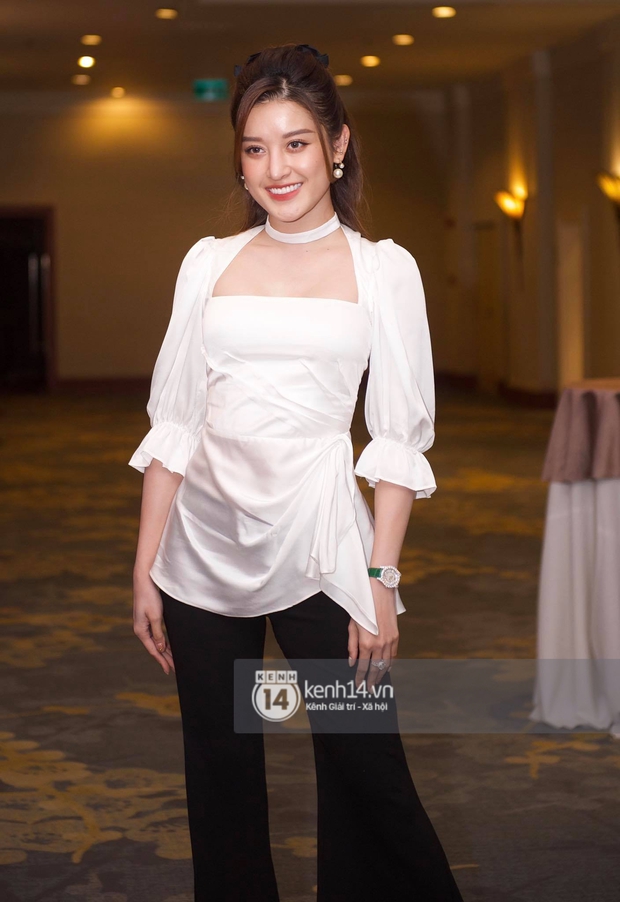 Đám cưới NS Công Lý: Cô dâu chú rể rót rượu mừng trong hạnh phúc ngập tràn, Thuỵ Vân, Dương Hoàng Yến và dàn sao đình đám đến chung vui - Ảnh 14.