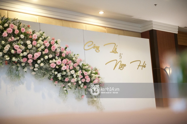 Đám cưới NS Công Lý: Cô dâu chú rể rót rượu mừng trong hạnh phúc ngập tràn, Thuỵ Vân, Dương Hoàng Yến và dàn sao đình đám đến chung vui - Ảnh 19.