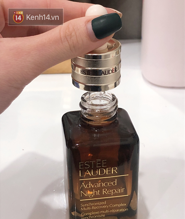 So sánh serum chống lão hóa Estée Lauder và Lancôme: Đắt và tốt ngang ngửa nhưng nếu chỉ sắm 1 thì nên chọn gì? - Ảnh 4.