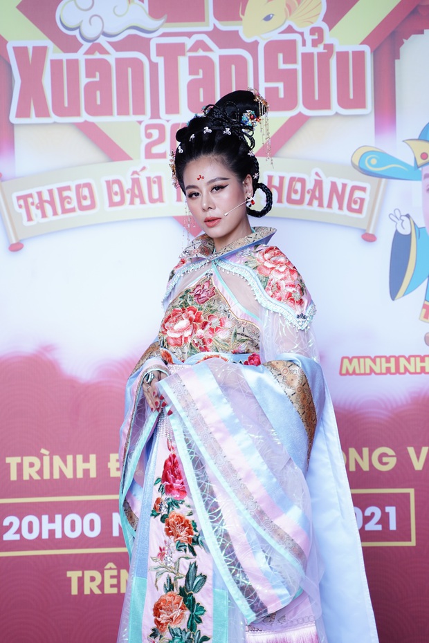 Tạo hình chặt chém của bộ 3 Nam Thư - Puka - Kiều Loan trong Táo Xuân 2021 - Ảnh 3. Tạo hình chặt chém của bộ 3 Nam Thư - Puka - Kiều Loan trong Táo Xuân 2021 - Ảnh 3.