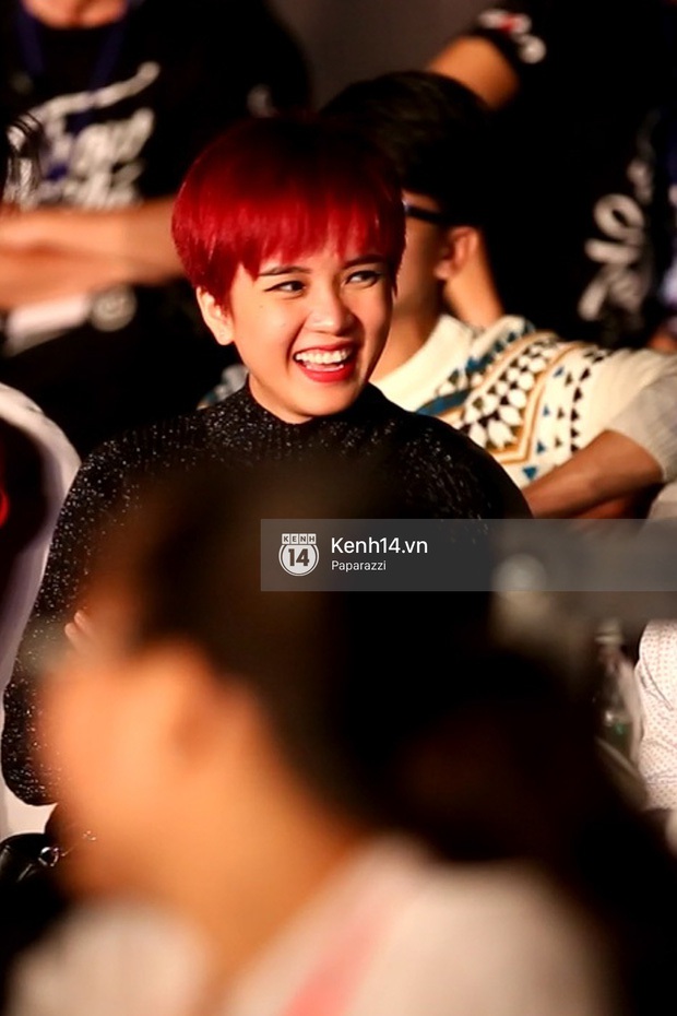 Netizen đào lại khoảnh khắc tình bể bình: Thiều Bảo Trâm cùng cười, cùng khóc khi xem liveshow Sơn Tùng M-TP cách đây 6 năm - Ảnh 5. Netizen đào lại khoảnh khắc tình bể bình: Thiều Bảo Trâm cùng cười, cùng khóc khi xem liveshow Sơn Tùng M-TP cách đây 6 năm - Ảnh 5.