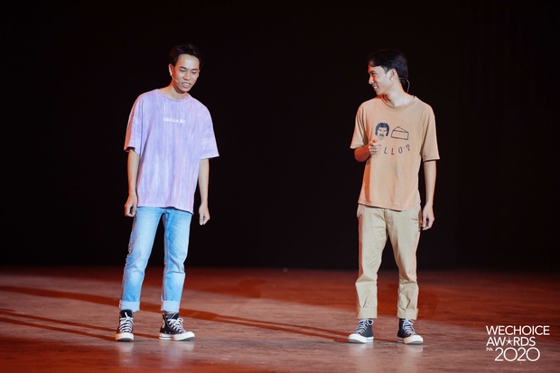 1977 Vlog và Soytiet lần đầu tiên song kiếm hợp bích: Tiếp tục cà khịa cả thế giới, từ Sơn Tùng M-TP đến Bích Phương đều lên thớt - Ảnh 9.