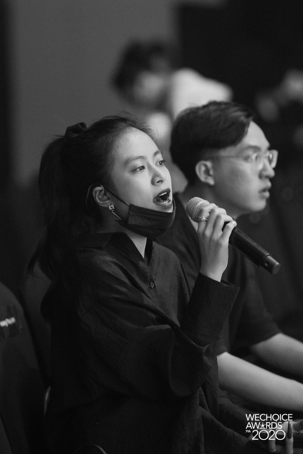 Dàn sao khoe sắc tại buổi tổng duyệt WeChoice 2020: Hoàng Thùy Linh cực xinh, MCK - Tlinh phát cẩu lương, Bích Phương đi luôn với gấu? - Ảnh 6. Dàn sao khoe sắc tại buổi tổng duyệt WeChoice 2020: Hoàng Thùy Linh cực xinh, MCK - Tlinh phát cẩu lương, Bích Phương đi luôn với gấu? - Ảnh 6.