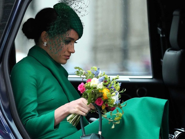 Công nương Kate tái xuất với hình ảnh mới đầy cuốn hút trong khi Meghan Markle lại đau đầu cuộc chiến với cha đẻ - Ảnh 3. Công nương Kate tái xuất với hình ảnh mới đầy cuốn hút trong khi Meghan Markle lại đau đầu cuộc chiến với cha đẻ - Ảnh 3.
