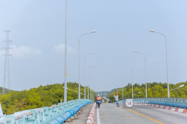 Đi thử phà biển từ Sài Gòn sang Vũng Tàu chỉ trong 30 phút: Bỏ ra nửa ngày mà chơi được 2 nơi, liệu có đáng tiền bạc và công sức? - Ảnh 5. Đi thử phà biển từ Sài Gòn sang Vũng Tàu chỉ trong 30 phút: Bỏ ra nửa ngày mà chơi được 2 nơi, liệu có đáng tiền bạc và công sức? - Ảnh 5.