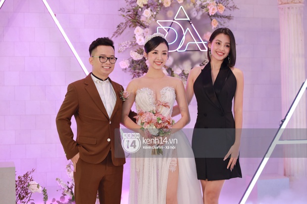 Update runner-up Thuy An's wedding in Ho Chi Minh City: Runner-up Thuy An was thrilled when her father brought her to the ceremony - Photo 8.