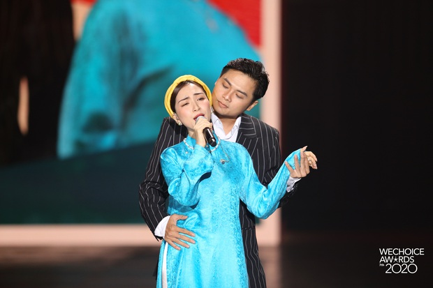 Nhìn lại WeChoice Awards 2020: quá nhiều cảm xúc, những màn kết hợp có 1-0-2, mọi ý tưởng điên rồ và diệu kỳ đều thành hiện thực - Ảnh 22. Nhìn lại WeChoice Awards 2020: quá nhiều cảm xúc, những màn kết hợp có 1-0-2, mọi ý tưởng điên rồ và diệu kỳ đều thành hiện thực - Ảnh 22.