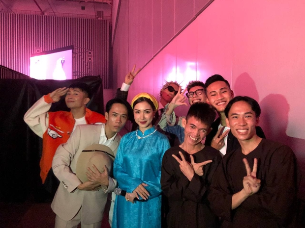 Loạt ảnh hậu trường nhắng nhít của dàn sao Vpop tại Gala WCA 2020: Để ý mới thấy có một điểm chung đó là 1977 vlog! - Ảnh 4. Loạt ảnh hậu trường nhắng nhít của dàn sao Vpop tại Gala WCA 2020: Để ý mới thấy có một điểm chung đó là 1977 vlog! - Ảnh 4.