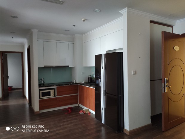 Căn hộ bí bách lột xác thành không gian sống đậm chất Nhật Bản, bất ngờ nhất là cánh cửa thần kỳ ở phòng ngủ - Ảnh 2. Căn hộ bí bách lột xác thành không gian sống đậm chất Nhật Bản, bất ngờ nhất là cánh cửa thần kỳ ở phòng ngủ - Ảnh 2.