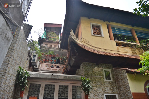 “Thiếu gia kim hoàn chia sẻ về cuộc sống nhung lụa và Tết xưa trong căn dinh thự “ngàn cây vàng” giữa phố cổ Hà Nội - Ảnh 2. “Thiếu gia kim hoàn chia sẻ về cuộc sống nhung lụa và Tết xưa trong căn dinh thự “ngàn cây vàng” giữa phố cổ Hà Nội - Ảnh 2.