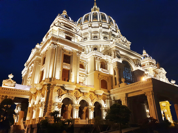 Cận cảnh lâu đài dát vàng của đại gia xi măng ở Ninh Bình: Xây thô hết 400 tỷ, nội thất đắt đến choáng ngợp - Ảnh 8.