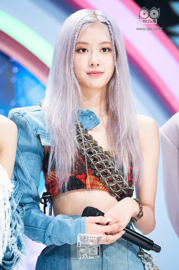 Chưa có lịch debut nhưng Rosé chơi lớn, diễn luôn bài solo trong concert online của BLACKPINK cho nóng! - Ảnh 2. Chưa có lịch debut nhưng Rosé chơi lớn, diễn luôn bài solo trong concert online của BLACKPINK cho nóng! - Ảnh 2.