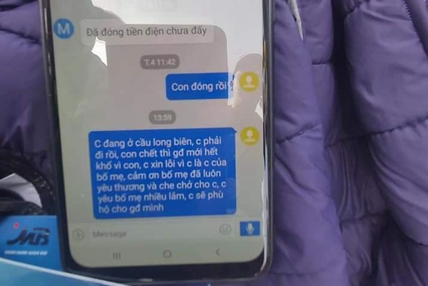 Vụ nam thanh niên nhắn tin con chết gia đình mới hết khổ: Người mẹ sốc nặng khi con trai nhảy cầu Long Biên tự tử - Ảnh 2. Vụ nam thanh niên nhắn tin con chết gia đình mới hết khổ: Người mẹ sốc nặng khi con trai nhảy cầu Long Biên tự tử - Ảnh 2.