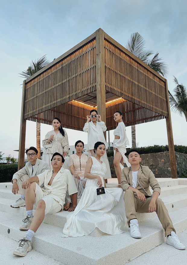 Công ty người ta chưa từng làm tôi thất vọng: Sắm đồ hiệu bạc triệu - nghỉ dưỡng ở resort 5 sao chụp ảnh sống ảo thấy mà ham! - Ảnh 6. Công ty người ta chưa từng làm tôi thất vọng: Sắm đồ hiệu bạc triệu - nghỉ dưỡng ở resort 5 sao chụp ảnh sống ảo thấy mà ham! - Ảnh 6.