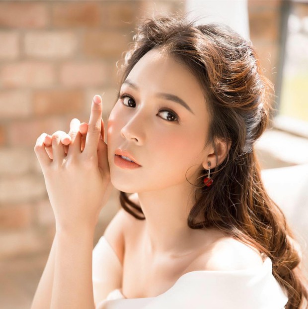 30 tuổi đã có tài sản 2 triệu USD với cơ ngơi rộng tận 300m2, Sam đúng là nữ đại gia của showbiz Việt - Ảnh 1. 30 tuổi đã có tài sản 2 triệu USD với cơ ngơi rộng tận 300m2, Sam đúng là nữ đại gia của showbiz Việt - Ảnh 1.