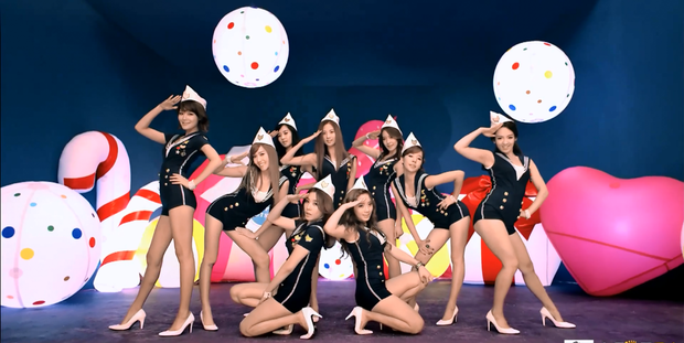 SNSD là chủ nhân của concept huyền thoại trong giới idol nữ, sau 12 năm vẫn đỉnh đến nỗi không ai làm lại - Ảnh 5. SNSD là chủ nhân của concept huyền thoại trong giới idol nữ, sau 12 năm vẫn đỉnh đến nỗi không ai làm lại - Ảnh 5.