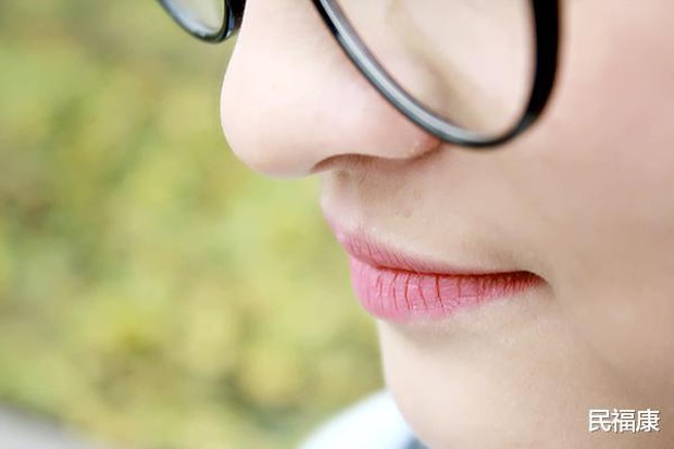 Bỗng thấy miệng xuất hiện 3 điều lạ nghĩa là ung thư đã hình thành, bạn nên đi khám khẩn cấp - Ảnh 4. Bỗng thấy miệng xuất hiện 3 điều lạ nghĩa là ung thư đã hình thành, bạn nên đi khám khẩn cấp - Ảnh 4.