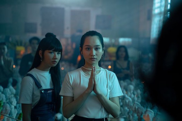 Orange hát, Salim nhảy, Trúc Anh bè nhưng Chi Pu thì bị giấu kỹ không thấy đâu trong OST phim kinh dị bùa ngải Thiên Thần Hộ Mệnh - Ảnh 9. Orange hát, Salim nhảy, Trúc Anh bè nhưng Chi Pu thì bị giấu kỹ không thấy đâu trong OST phim kinh dị bùa ngải Thiên Thần Hộ Mệnh - Ảnh 9.